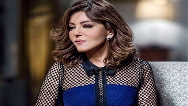 تهنئة النجمة سميرة سعيد الفنانة إليسا على ألبومها الجديد