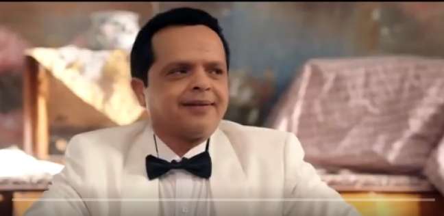 محمد هنيدي يُعلق على واقعة فتاة التجمع