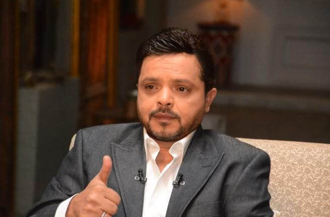 محمد هنيدي يوجه رسالة لأبطال فيلم الكويسين