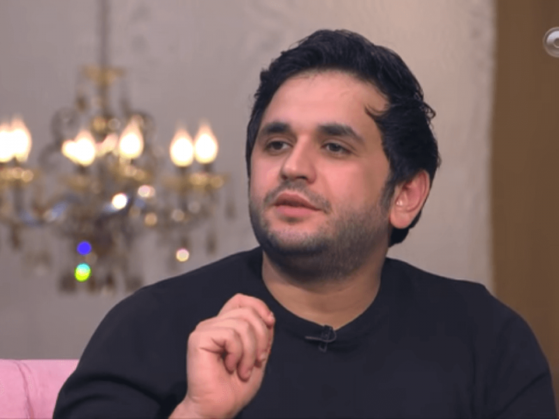 مصطفى خاطر يتعرض للانتقاد وقت ذبحه الأضحية