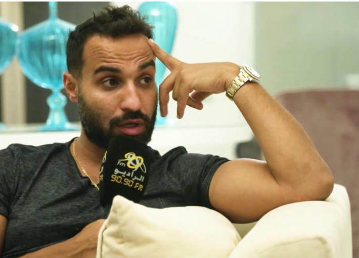 تصريحات أحمد فهمي لبرنامج “الراديو بيضحك” و رد فعلة بعد زواج طليقته منه حسين فهمي